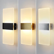 lampe murale led acrylique moderne blanche noir bronze minimaliste fixations vis apparentes chambre salon