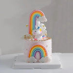 décoration gâteau licorne arc ciel nuages étoiles anniversaire enfant joyeux festif sixième troisième