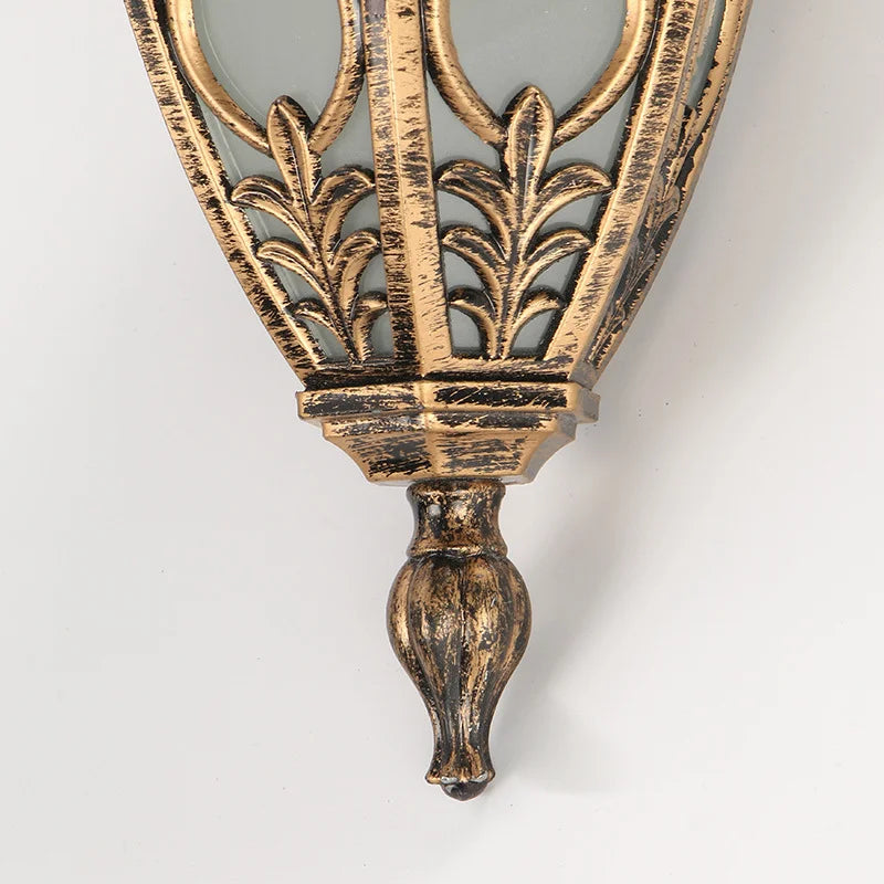 lampe murale classique dorée ornements floraux vintage éclairage maison fixations vis led ip65