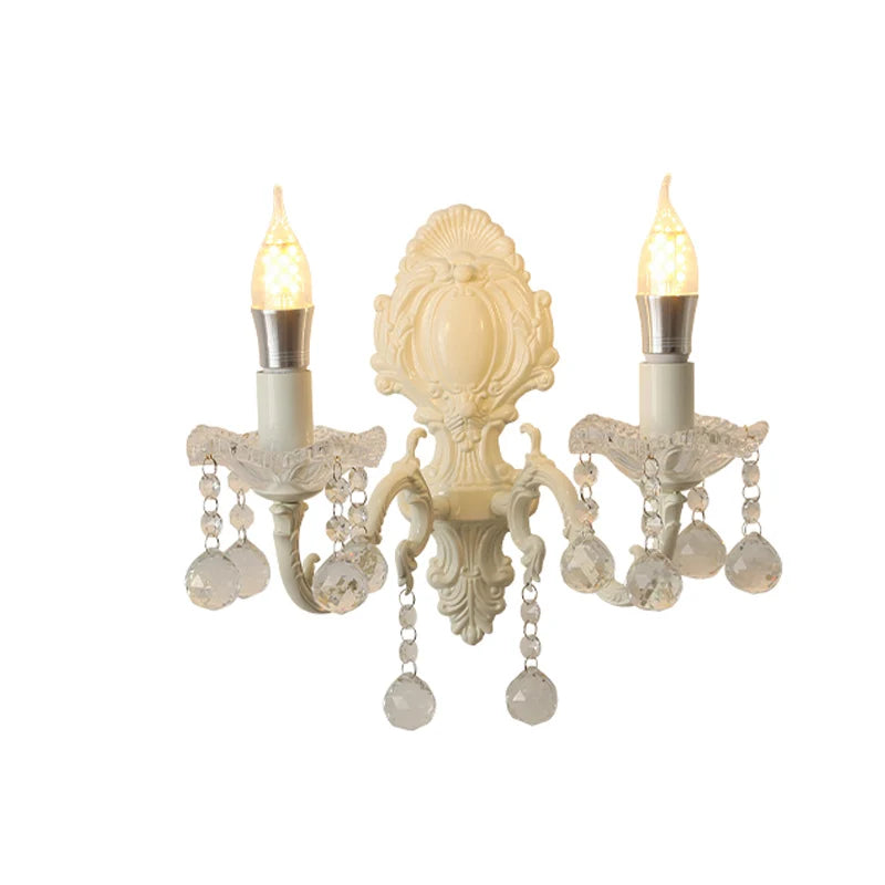 applique murale cristal baroque blanc ornements pendeloques chambre entrée étude murale moderne