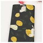 tissu coton imprimé citrons feuilles chats illustration simple vert olive marron blanc beige clair