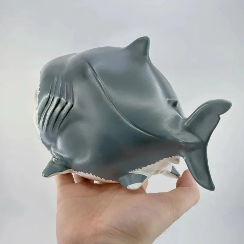 figurine requin résine gris blanche orange stylisée humoristique maison salon