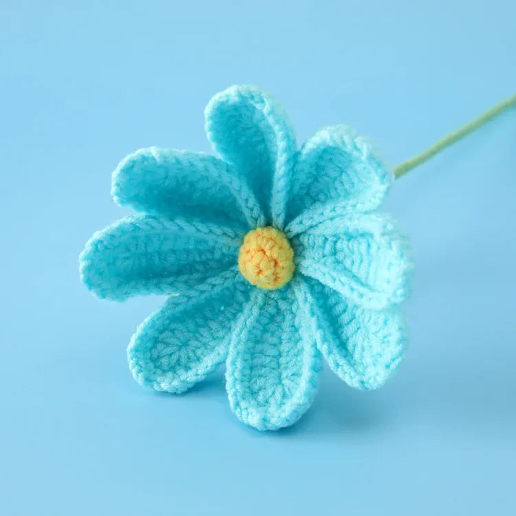 bouquet fleurs artificielles tricotées violet blanc rouge bleu orange artisanal intérieur decoration