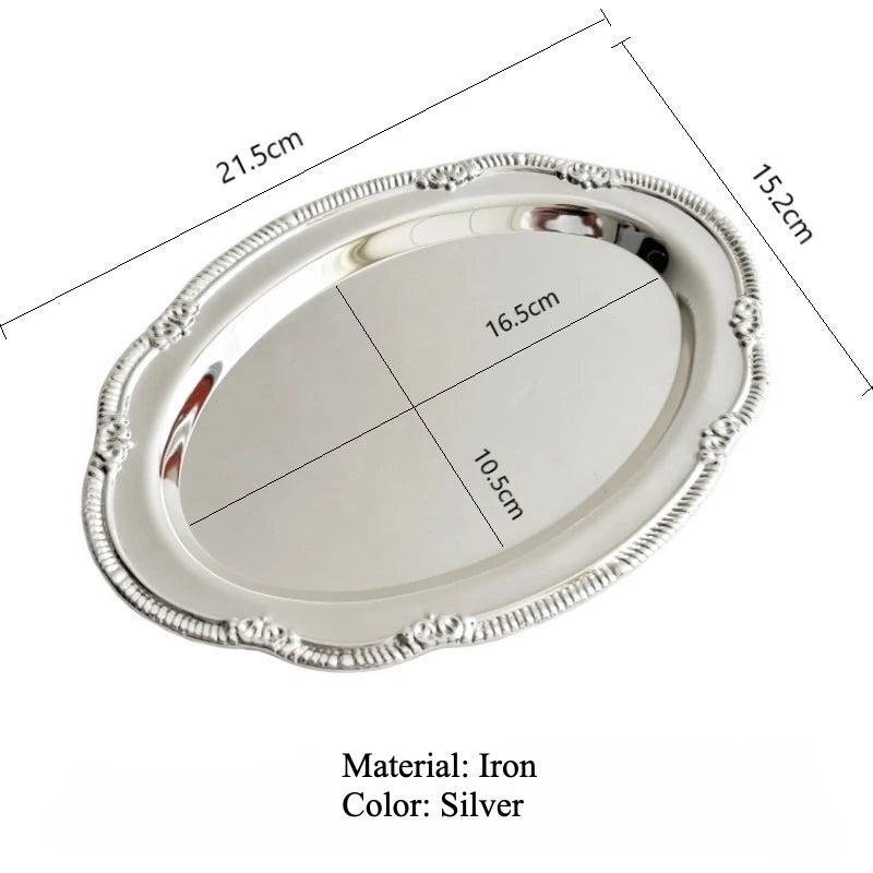 plateau oval argenté ornements décoratifs classique rangement tasse soucoupe carafe cuillère