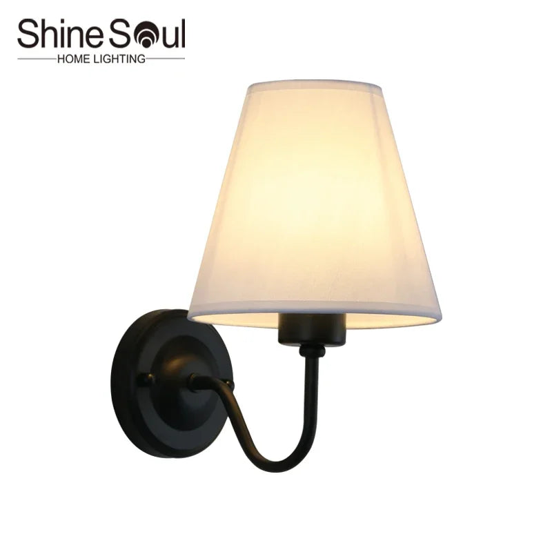 lampe murale moderne tissu noir abat jour blanc éclairage cuisine chambre fixée mur led
