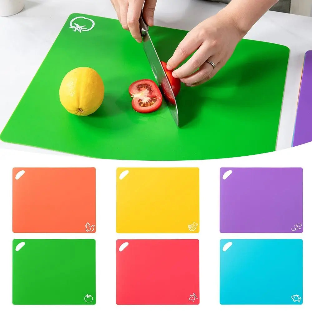 planche découper moderne fruits poissons couleurs vert orange jaune violet bleu rouge