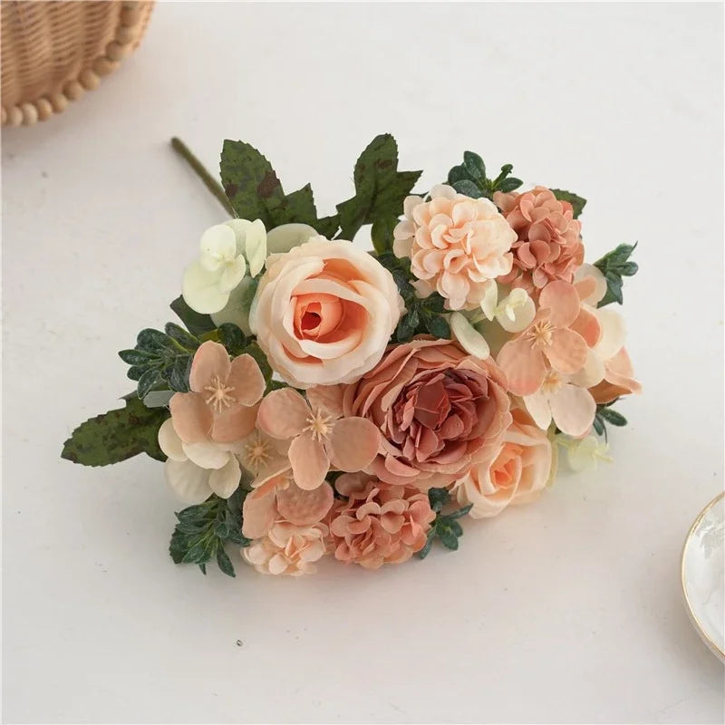 Bouquet artificiel roses blancs feuilles vertes décoration intérieure mariage romantique classique 30cm