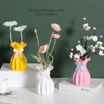 vase moderne plissé vert clair rose jaune rouge blanc plastique ruban satin fixations incluses