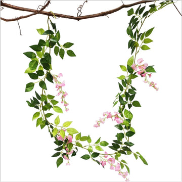 Guirlande fleurs artificielles hortensia vert blanc rose violet mariage intérieur