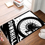 tapis sol moderne motif vélo texte ride mtb downhill noir blanc