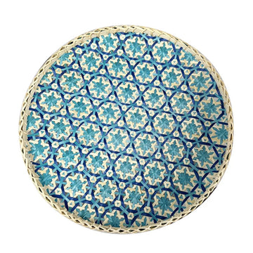 assiettes rotin assorties motifs géométriques couleurs variées traditionnelles artisanales portables 15cm 25cm 35cm