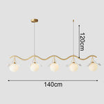 suspension lumineuse or contemporaine boules lumineuses opalescentes fleurs décoratives chambre coucher salon