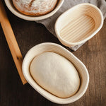 paniers pain rustique rayures horizontales beige clair fermentation pâte levée rotin naturel cuisson artisanale