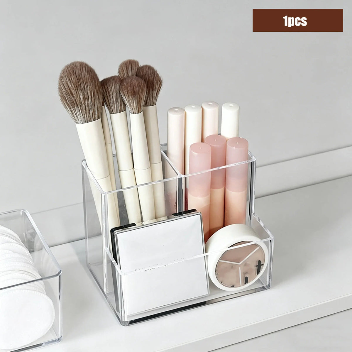 boîte rangement transparente cosmétiques maquillage brosse palette fards fondation crème lotion parfum moderne minimaliste
