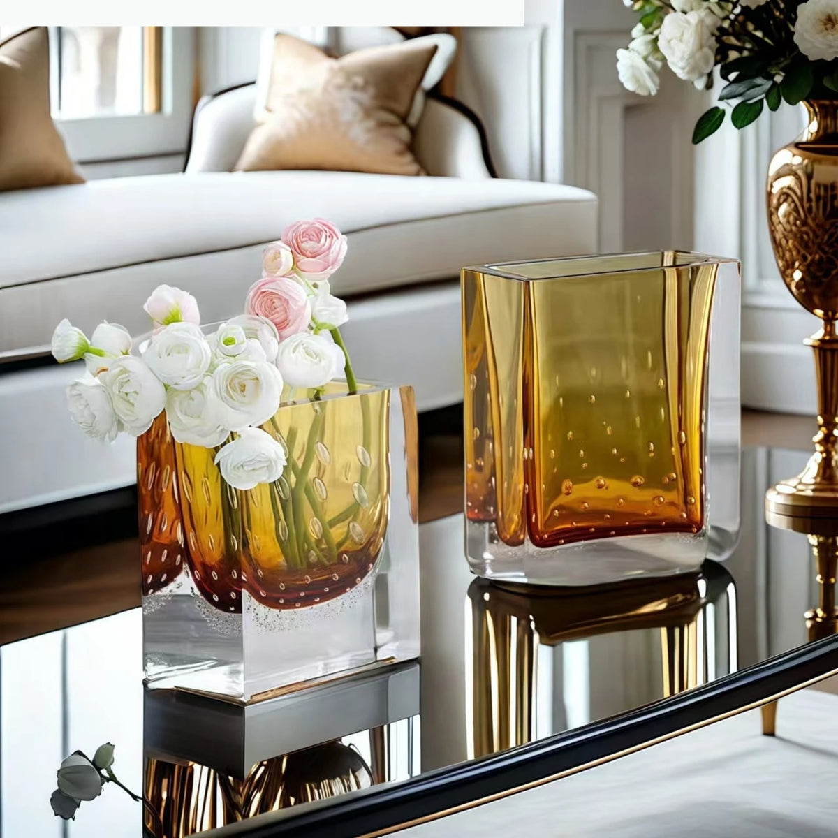 vase verre transparent jaune ambré moderne bulles air texturé fleurs rosesbranches orange
