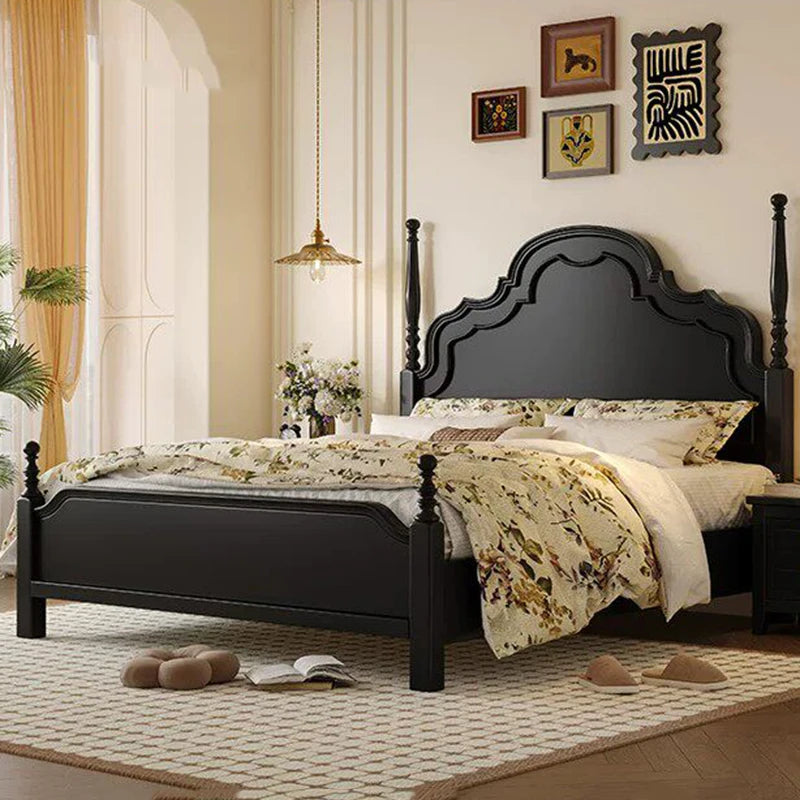 lit double bois classique marron foncé moderne minimaliste draps motifs floraux oreillers coussin tapis