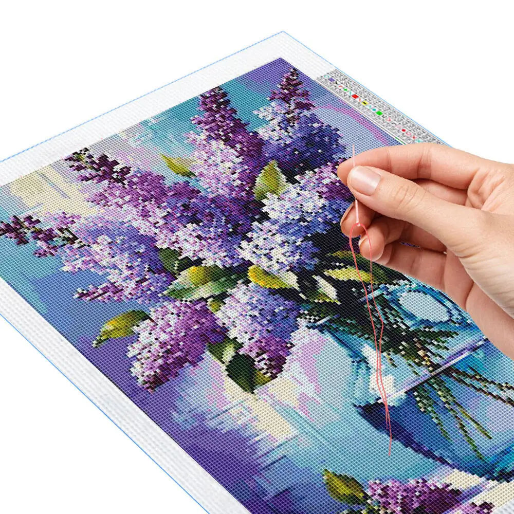kit broderie diamant bouquet lilas vase verre bleu floral réalistes instructions violet lavender bleu