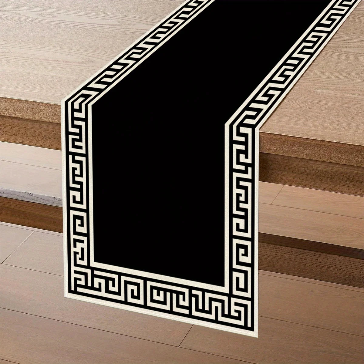 table table noire blanche motif grec décoration festive mariage printemps été