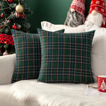 ensemble deux housses coussin carrées motif tartan vert rouge décoration maison traditionnel