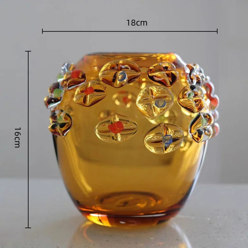 vase verre transparent ambre floral relief moderne arrangement fleurs table