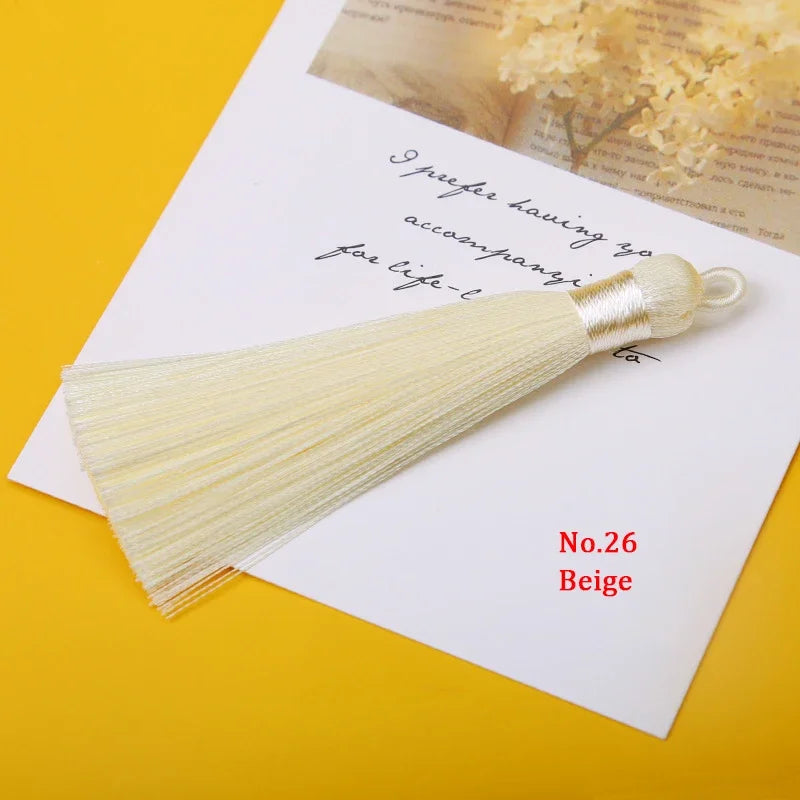 lot dix pompons soyeux anneau métallique décoration rideau couture bijoux artisanat