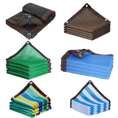 Filet d'ombrage HDPE 12 broches installé sur un balcon avec plantes