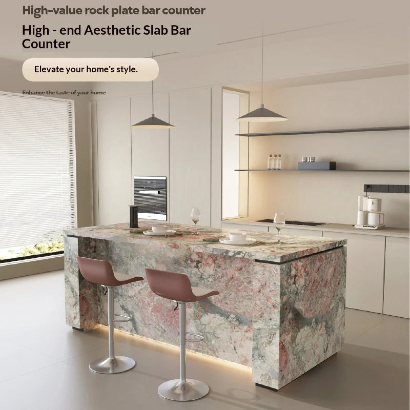 îlot cuisine moderne pierre marbrée blanc gris rectangle décoration élégante maison