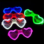 lunettes soleil lumineuses forme coeur rouge rose bleu fête anniversaire mariage