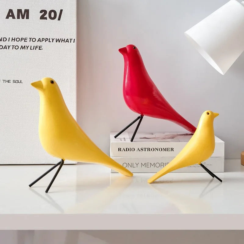 décor oiseau bois peint jaune noir rouge bleu blanc vert pieds métalliques moderne salon