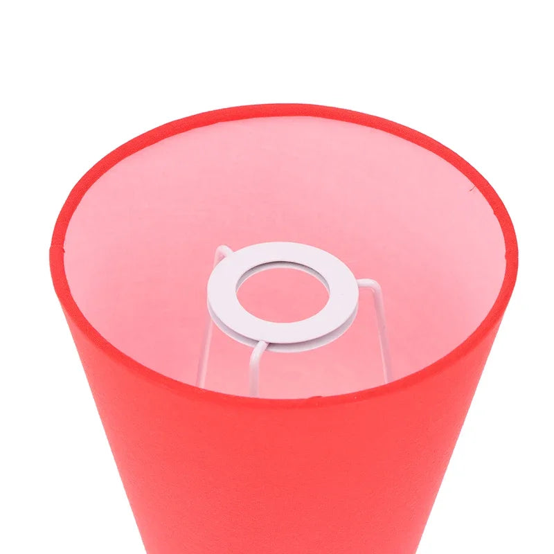abat jour moderne tissu texturé lampe table rouge noir blanc boisclair minimalisteintérieurclaire