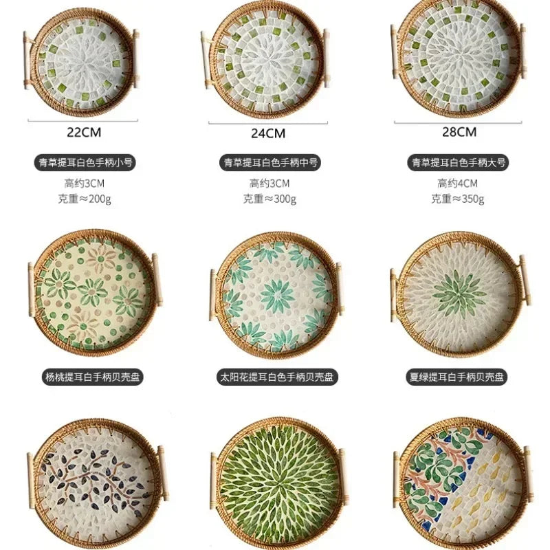 assiettes plates rotin mosaïque coquillages poignées bambou boho rustique naturel blanc vert bleu jaune