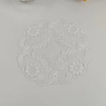 serviettes table brodées dentelle beige blanc classiques maison fête mariage