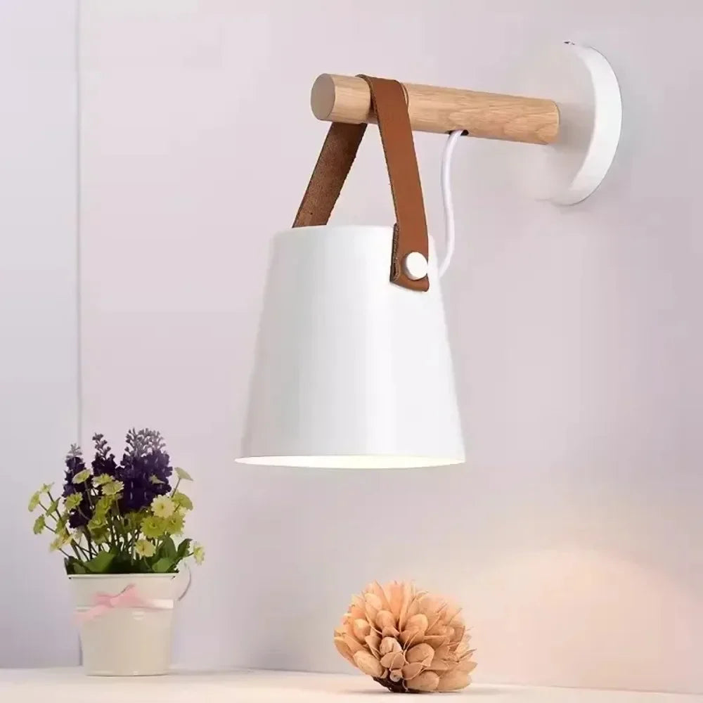 lampe murale moderne minimaliste bois blanc conique abatjour simili cuir noir suspension chambre salon