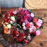 décoration intérieure bouquet artificiel rose violet rouge moderne élégant maison fête diplômes