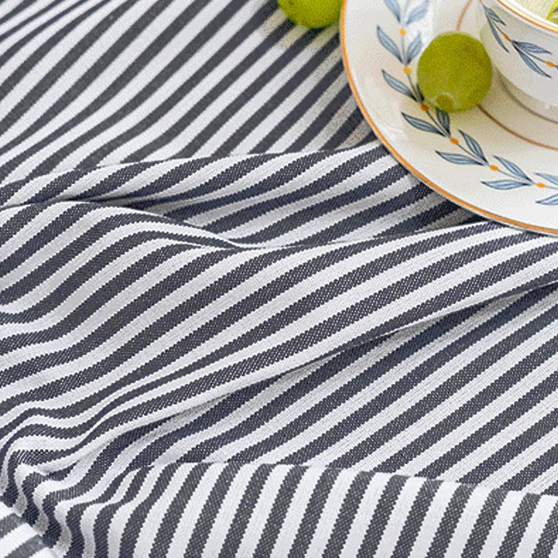 nappe table rectangulaire rayures diagonales bleu marine moderne imperméable polyester 140cm 180cm 200cm 220cm