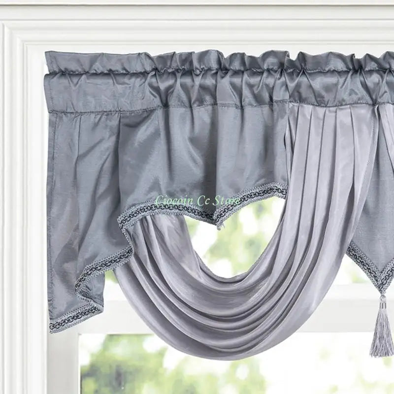 rideau franges gris clair uni satiné opacité classique pompons 140cm 45cm