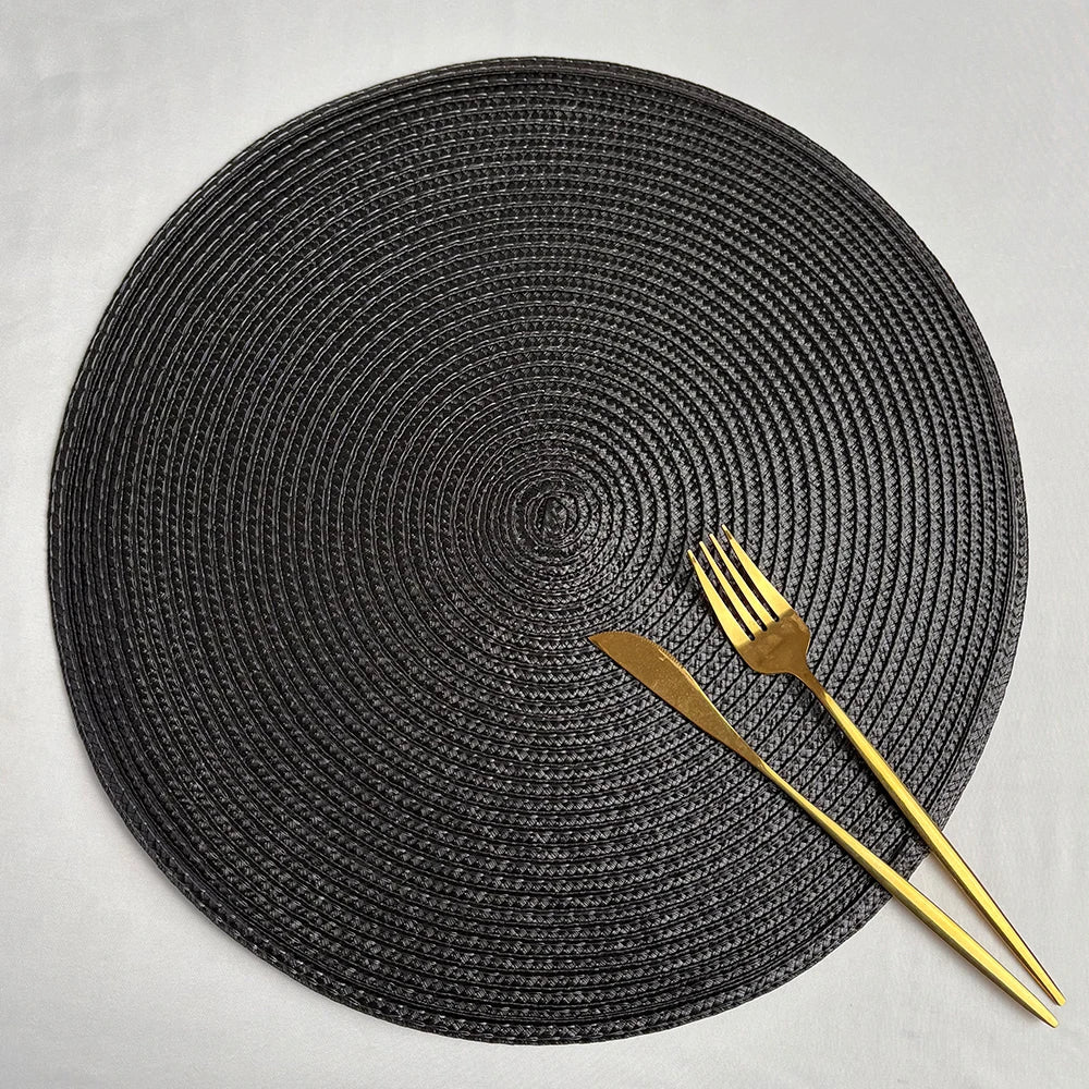 tapis table tissé spirale moderne orange rouge bleu beige placemat assiette cuillère verre