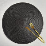 tapis table tissé spirale moderne orange rouge bleu beige placemat assiette cuillère verre