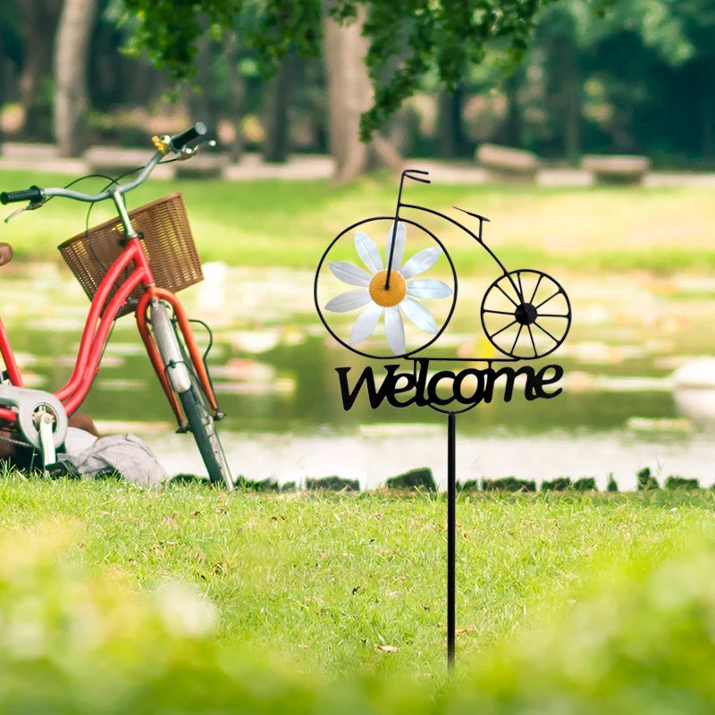 décoration extérieure bienvenue vélo noir blanc fleurs artisanal métal piquet fixé maison jardin entrée