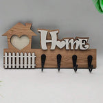 porte clés mural bois naturel motif décoratif rustique crochets noirs entrée
