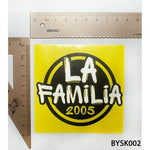 autocollants stickers familia 2005 logo cochon hébreu sport graphique noir jaune blanc gris mur