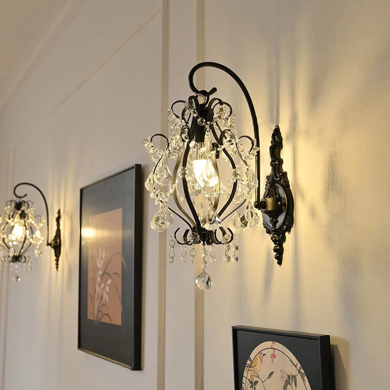 lampe murale cristal noir baroque classique led ampoule fixations métalliques transparentes chambre salon
