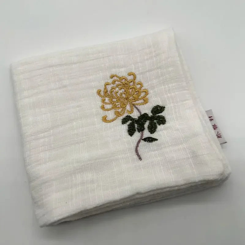 torchons serviettes brodées vert foncé blanc marron traditionnels nettoyage 28x28cm