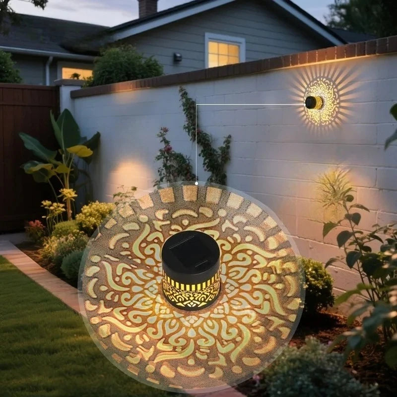 lampe solaire décorative moderne noire dorée ajourée florale ip65 extérieure jardin terrace