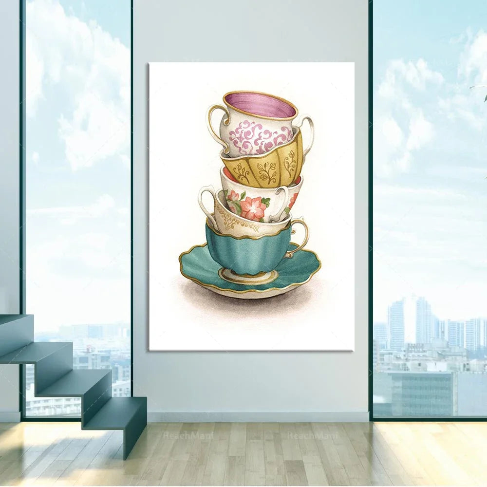 Un magnifique empilement de tasses à thé vintage aux motifs floraux et dorés, créant une composition élégante et sophistiquée.