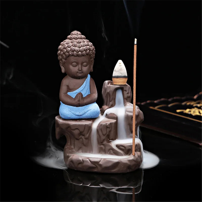 statue bouddha artisanale statuaire motifs roche texture granuleuse apaisante calme salon