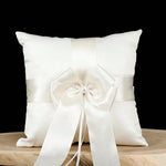 coussin alliance mariage blanc crème satin élégant nœud centre 20cm festive romantique