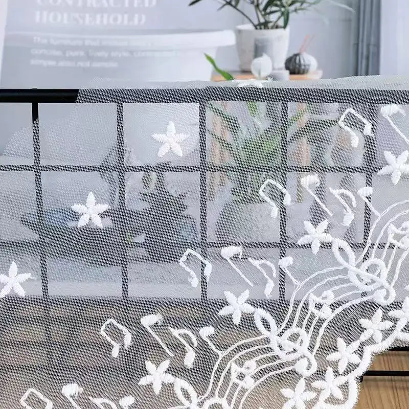 ruban dentelle blanc notes musicales fleurs bordure ajourée classique romantique polyester coton 14cm 5mètres