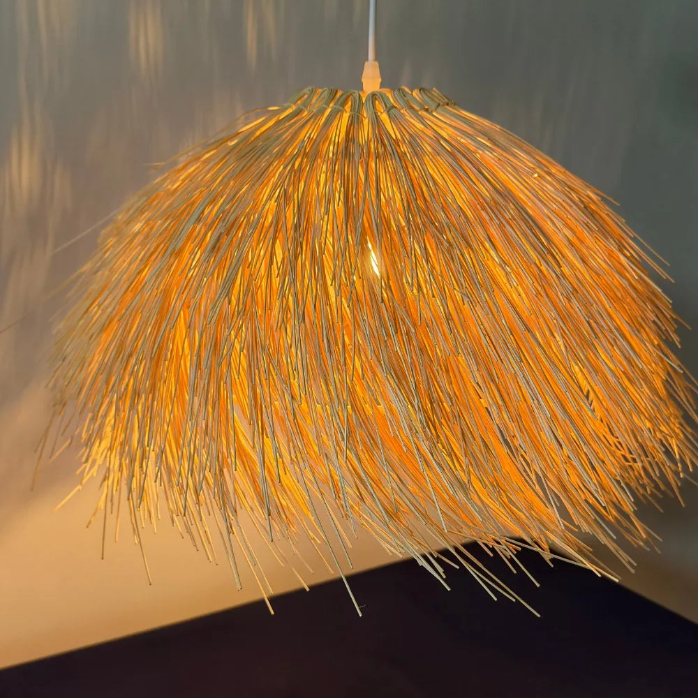 lampe suspendue moderne jaune doré fibres naturelles opacité artisanale métal suspension câble