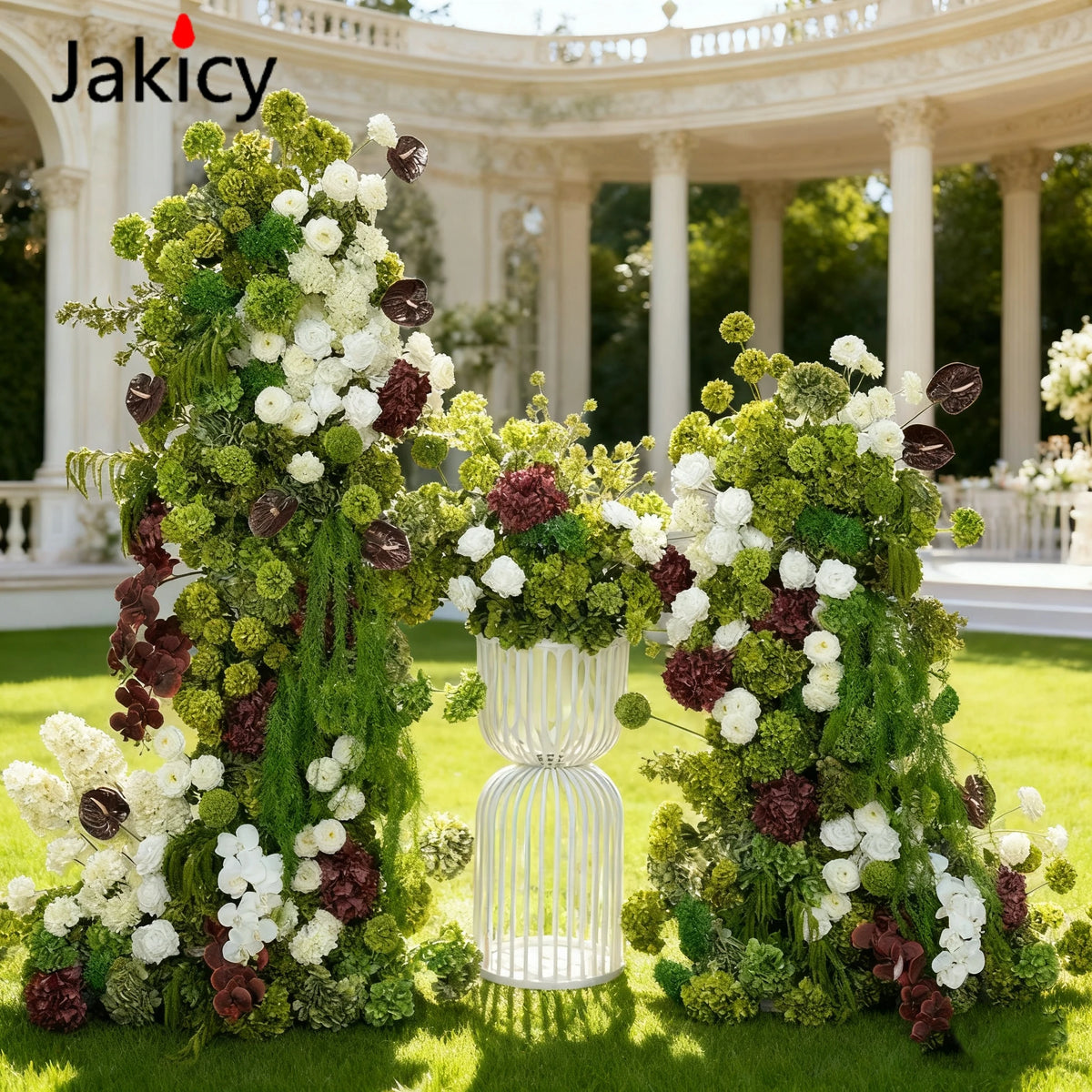 décoration florale mariage vert blanc bordeaux pompons hortensias orchidées extérieure élégante romantique champêtre